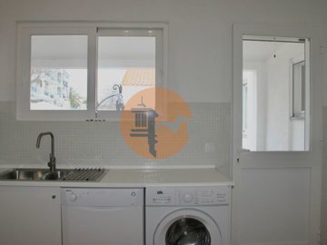 id338e5c01-0000-0500-0000-0000185961de