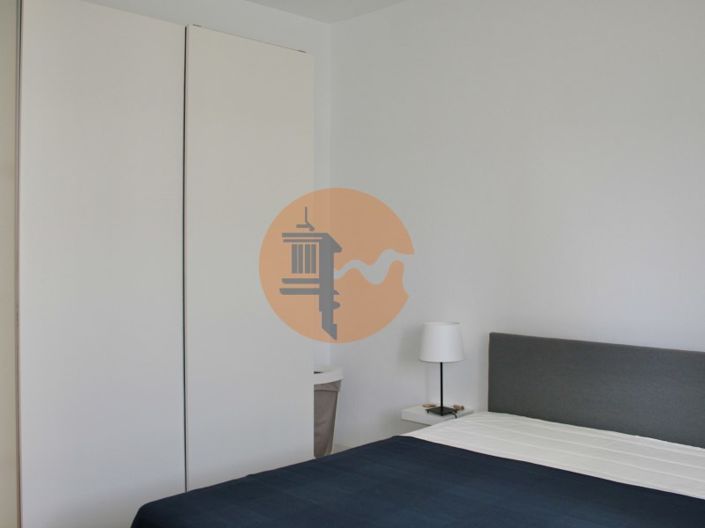 Image No.27-5 Bed House for sale