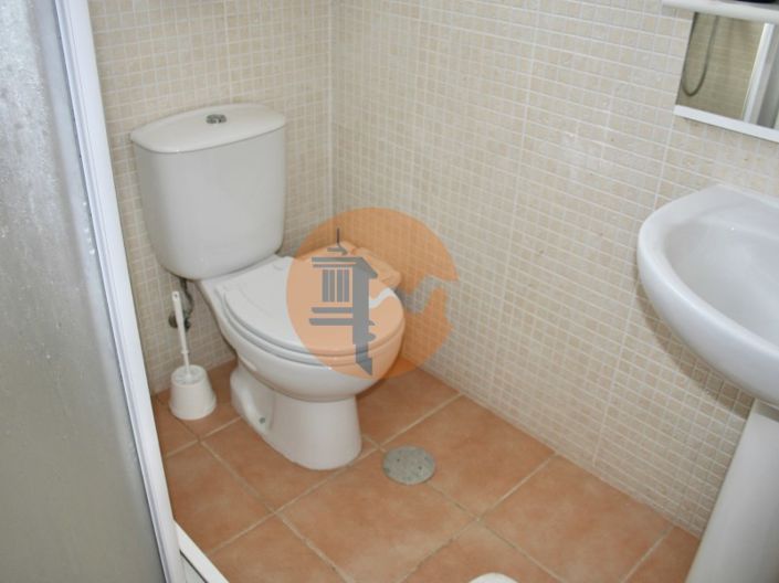 Image No.45-5 Bed House for sale