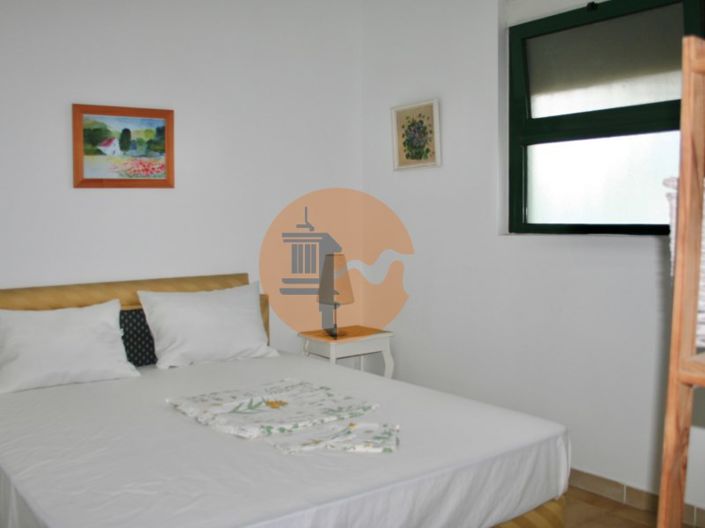 Image No.50-5 Bed House for sale