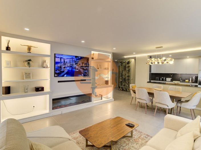 Image No.1-3 Bed Apartment for sale