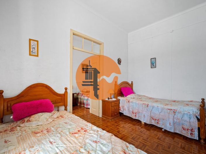 Image No.15-4 Bed Farmhouse for sale