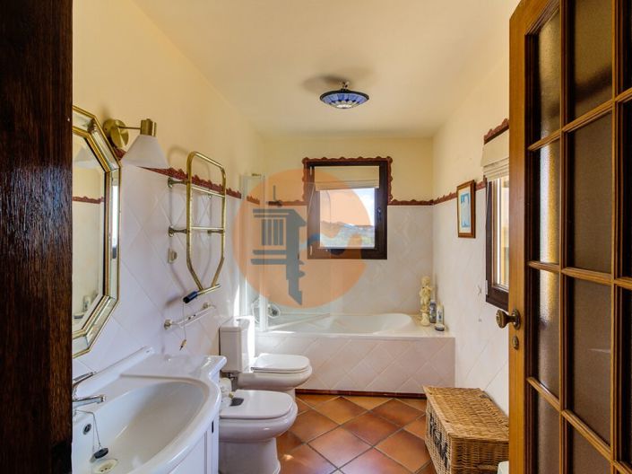 Image No.44-Maison de 4 chambres à vendre à Faro City