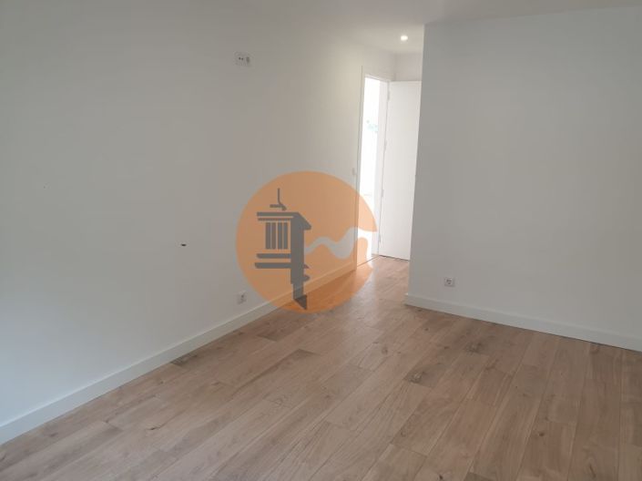 Image No.23-Appartement de 3 chambres à vendre à Amadora