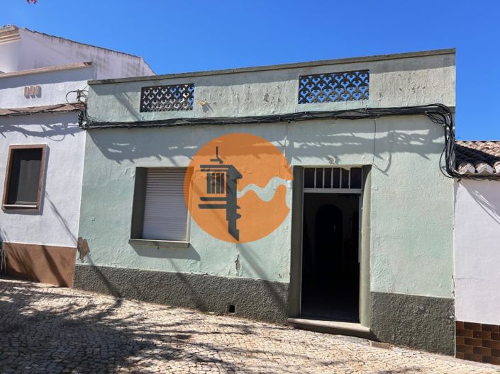 Image No.1-3 Bed House for sale