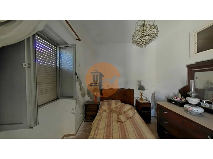 Image No.21-3 Bed House for sale