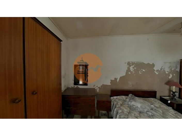 Image No.32-3 Bed House for sale