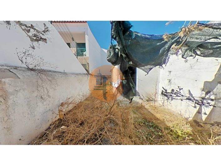 Image No.40-3 Bed House for sale