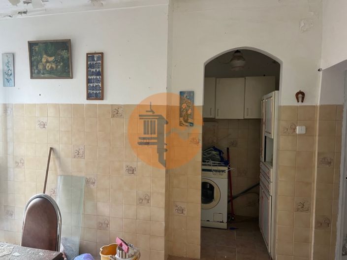 Image No.8-3 Bed House for sale