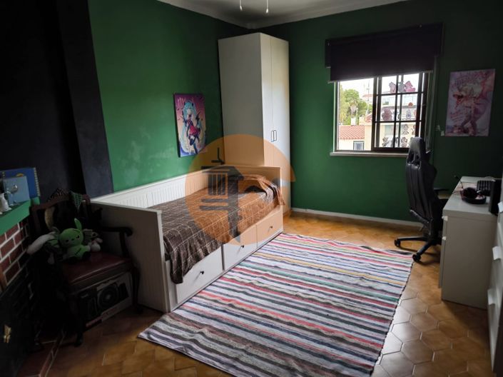 Image No.11-3 Bed Apartment for sale