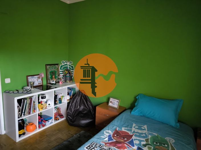 Image No.18-3 Bed Apartment for sale