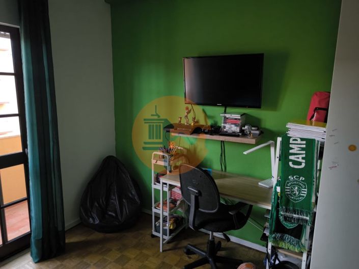 Image No.20-3 Bed Apartment for sale