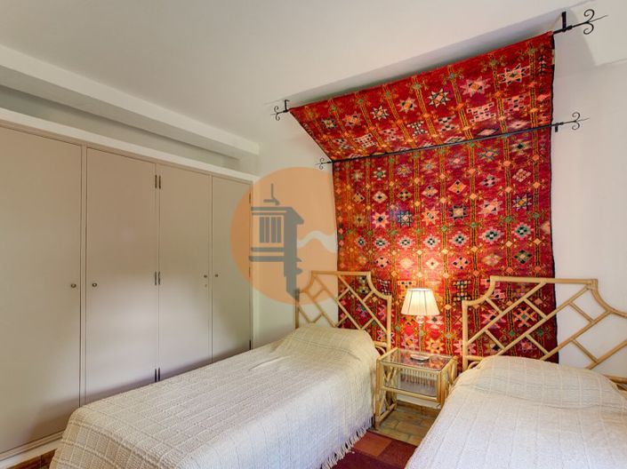 Image No.22-3 Bed House for sale