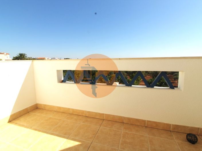 Image No.31-3 Bed House for sale