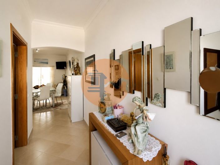 Image No.5-3 Bed House for sale