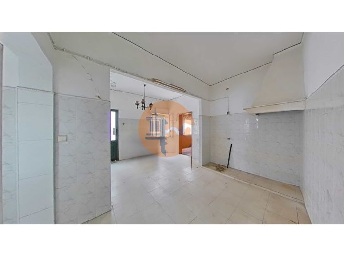 Image No.2-2 Bed House for sale