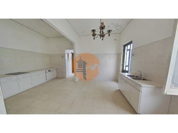 idcf95aa01-0000-0500-0000-000017710a35