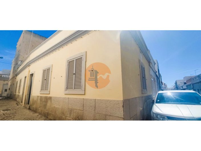 Image No.9-2 Bed House for sale