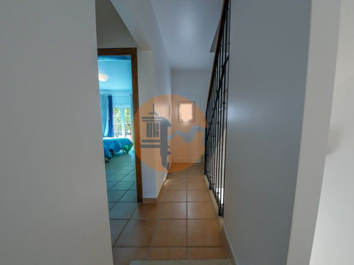 Image No.19-3 Bed House for sale