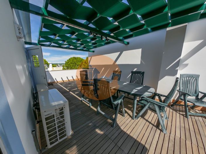 Image No.53-3 Bed House for sale