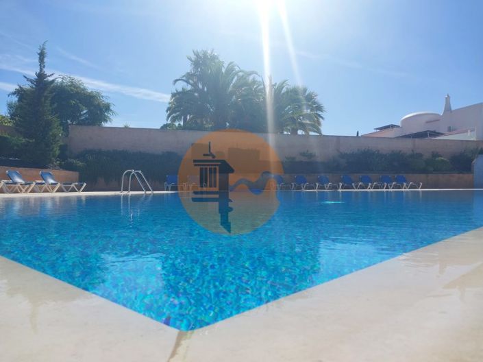 Image No.15-3 Bed House for sale