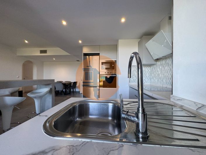 Image No.12-3 Bed Apartment for sale