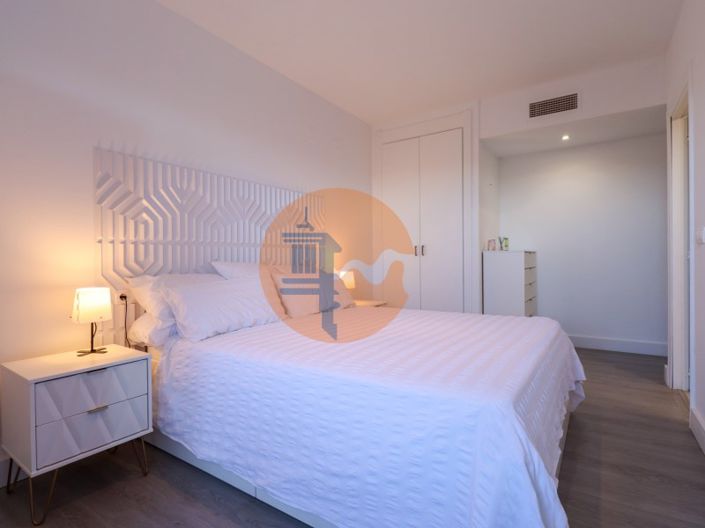 Image No.14-3 Bed Apartment for sale