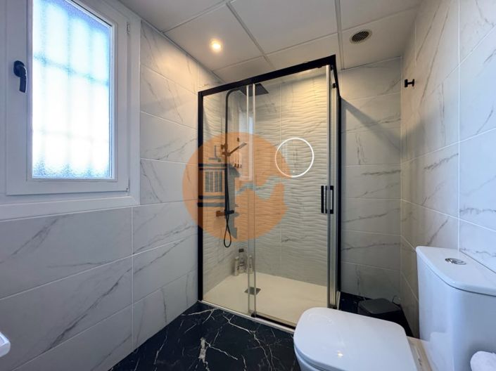 Image No.21-3 Bed Apartment for sale