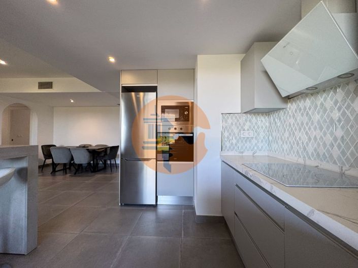 Image No.9-3 Bed Apartment for sale