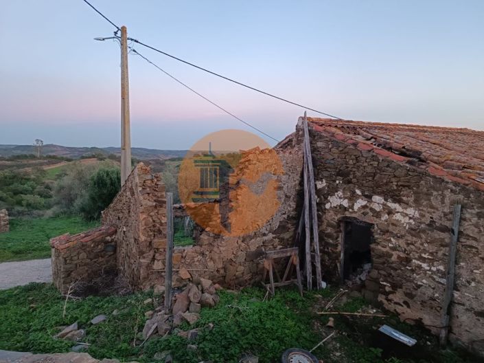 Image No.11-5 Bed House for sale