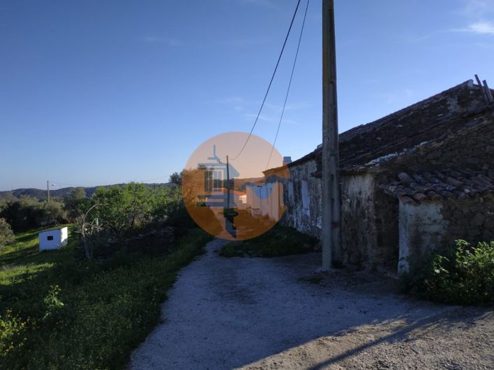 Image No.26-5 Bed House for sale