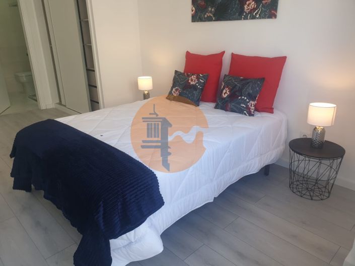 Image No.10-3 Bed Apartment for sale