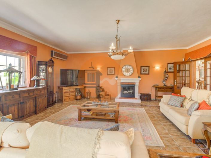 Image No.20-3 Bed House for sale