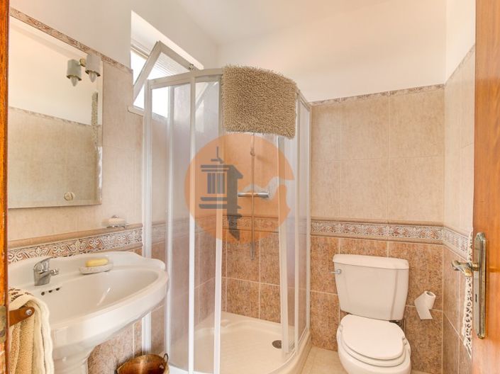 Image No.33-3 Bed House for sale