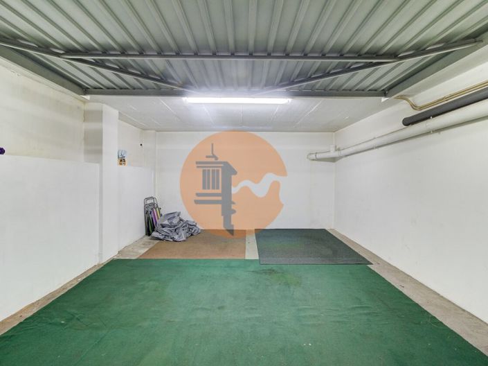 Image No.36-3 Bed Apartment for sale