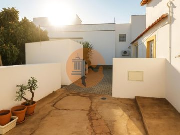 id1b6bb301-0000-0500-0000-000017dc6200