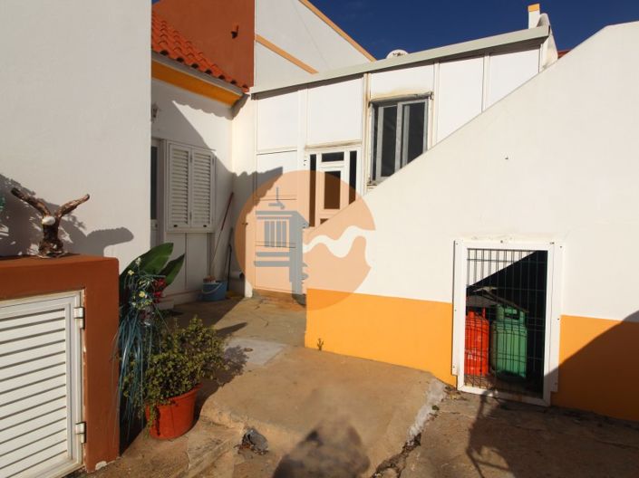 Image No.14-3 Bed Apartment for sale