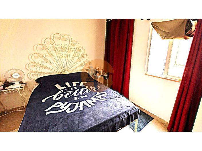 Image No.24-3 Bed Apartment for sale