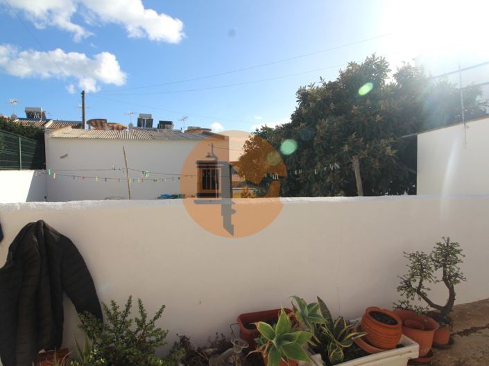 Image No.25-3 Bed Apartment for sale