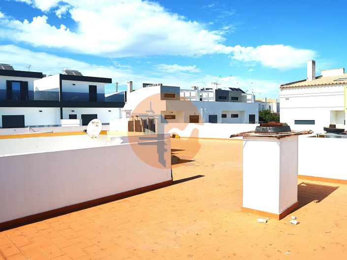 Image No.9-3 Bed Apartment for sale