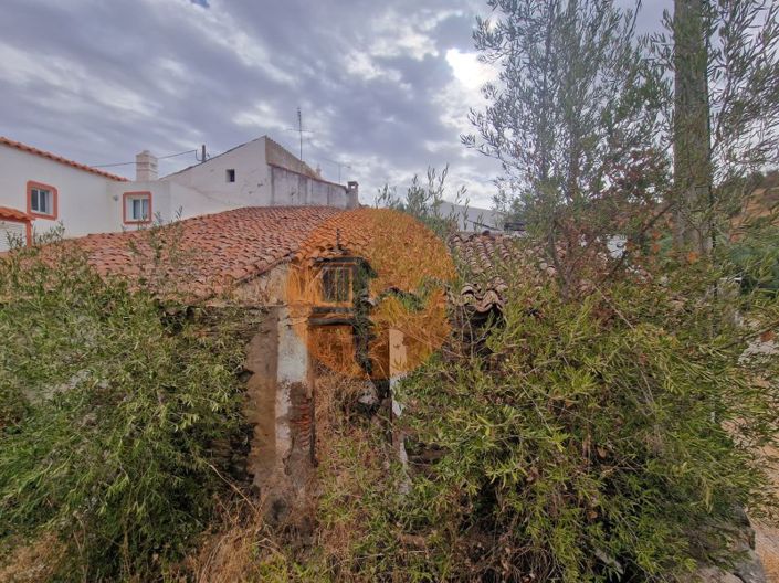 Image No.31-2 Bed House for sale