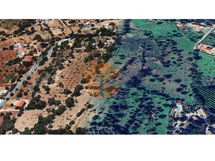 Image No.10-3 Bed House for sale