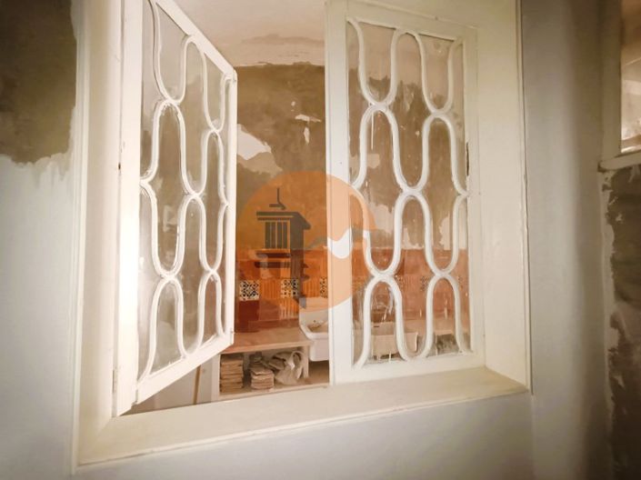 Image No.16-4 Bed House for sale