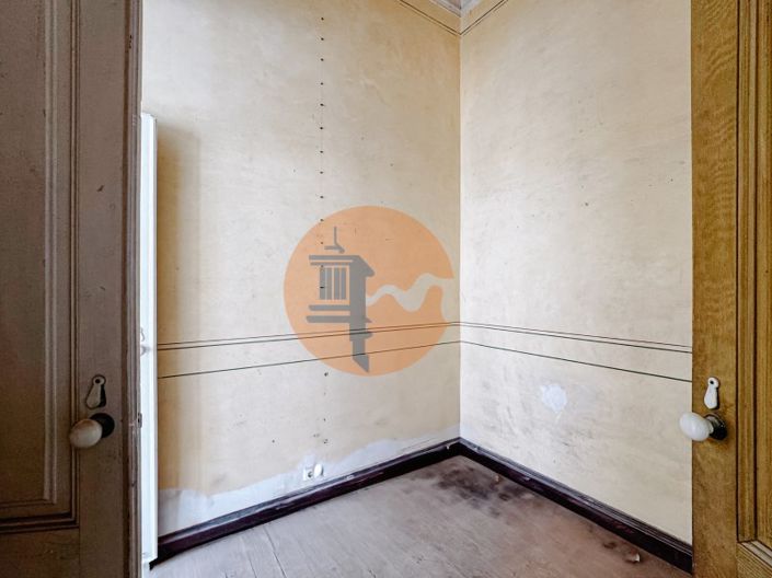 Image No.26-4 Bed House for sale