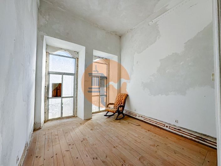 Image No.30-4 Bed House for sale