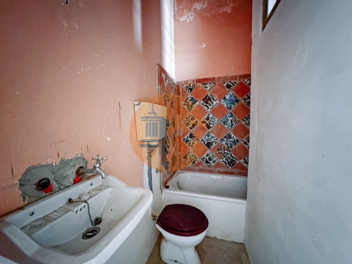 Image No.31-4 Bed House for sale