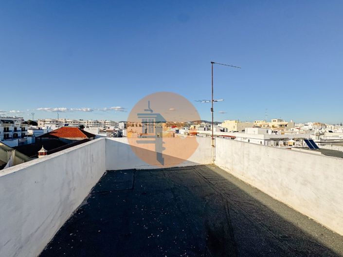 Image No.44-4 Bed House for sale