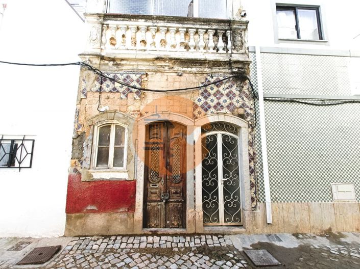 Image No.5-4 Bed House for sale
