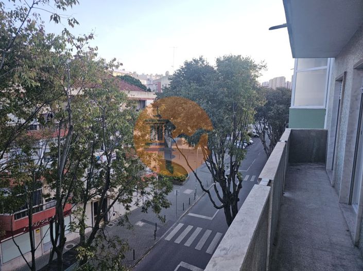 Image No.16-4 Bed Apartment for sale