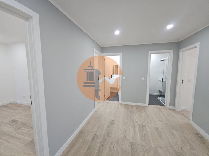 Image No.19-4 Bed Apartment for sale